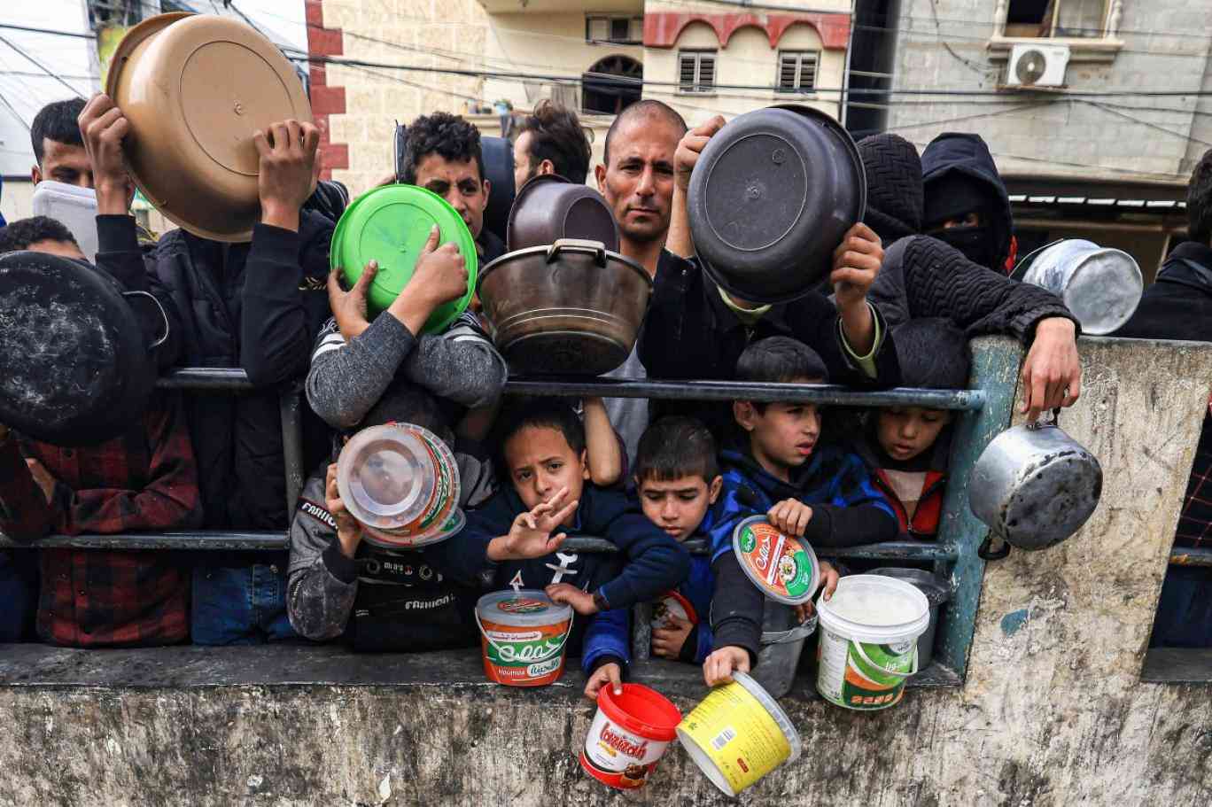 صحة غزة: 8 مجازر جديدة و27 شهيدا بسبب الجوع