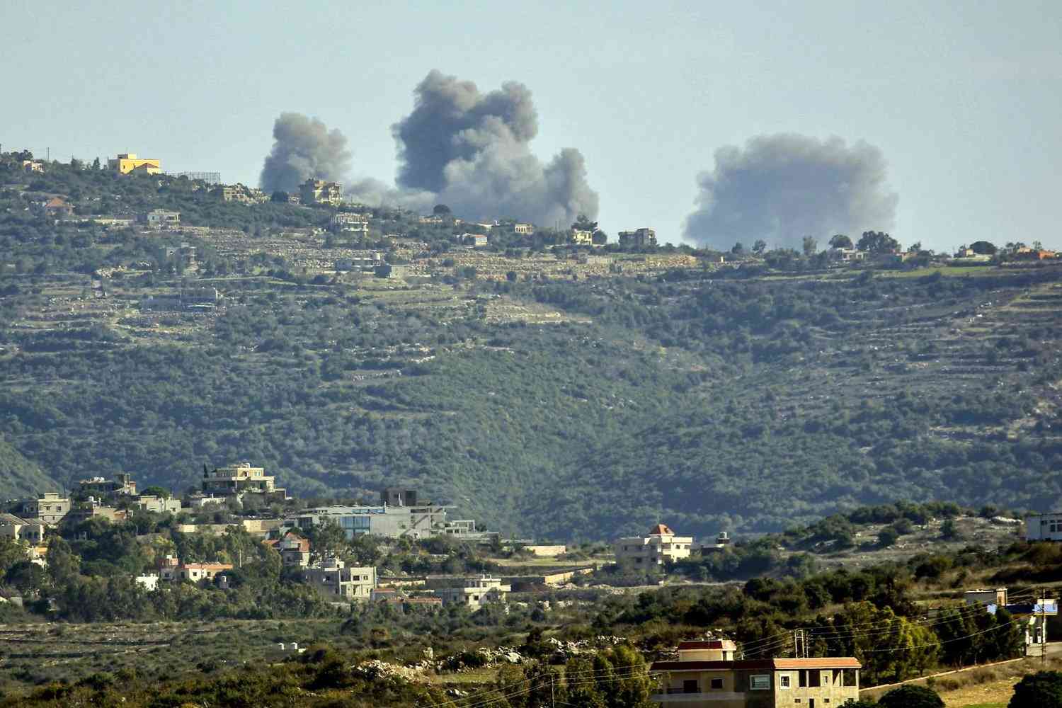 4 ضحايا إثر غارة إسرائيلية جنوبي لبنان