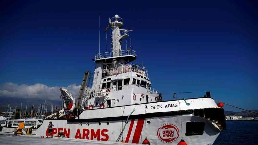 سفينة مساعدات ثانية تستعد للإبحار من قبرص إلى القطاع