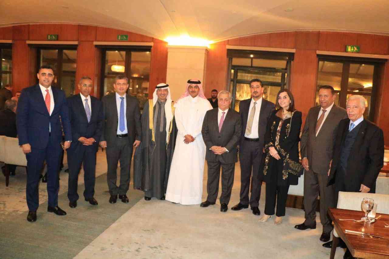 شخصيات أردنية بارزة تلبي دعوة السفير القطري في عمان (صور)