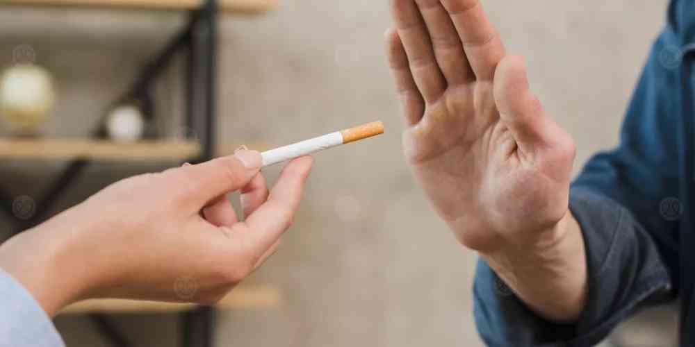 طبيب أردني يكشف حقائق صادمة عن التدخين