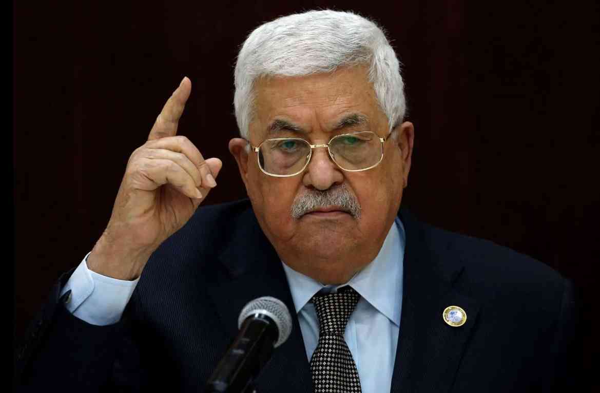 عباس: نقف إلى جانب الأردن وحفظ أمنه واستقراره