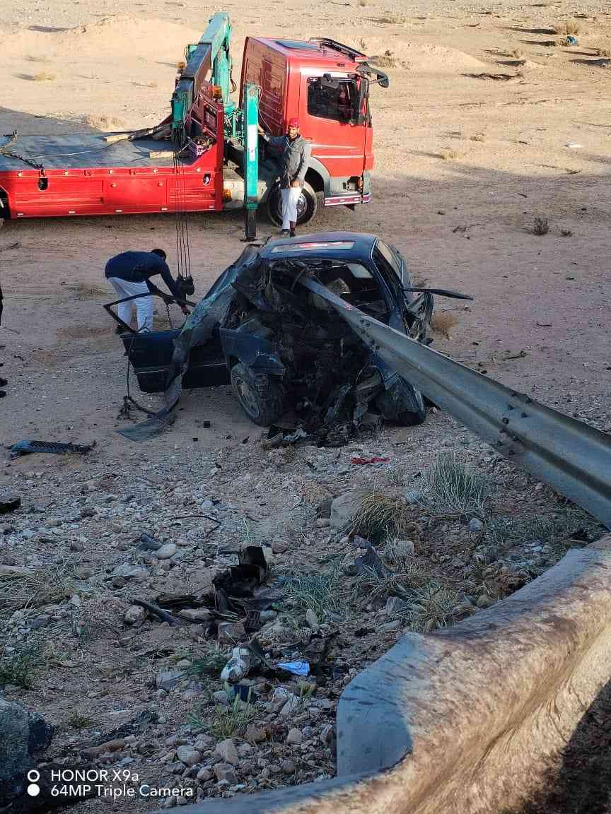 4 وفيات وإصابة شخصين إثر حادث تدهور في محافظة معان (صور)