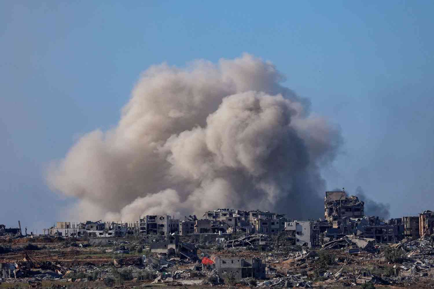 33137 شهيدا و75815 إصابة في غزة