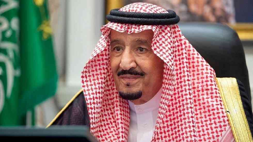 العاهل السعودي يؤكد ضرورة وقف الاعتداءات على الفلسطينيين