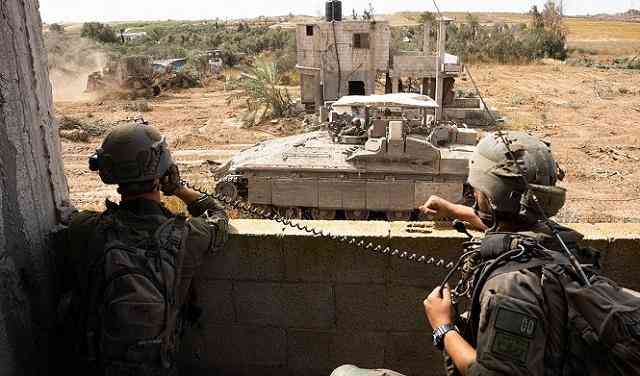 30 جنديا إسرائيليا يرفضون أوامر الاستعداد لعملية رفح