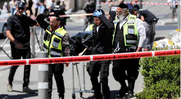 إعلام عبري: شخص قادم من الأردن نفذ عملية طعن في القدس