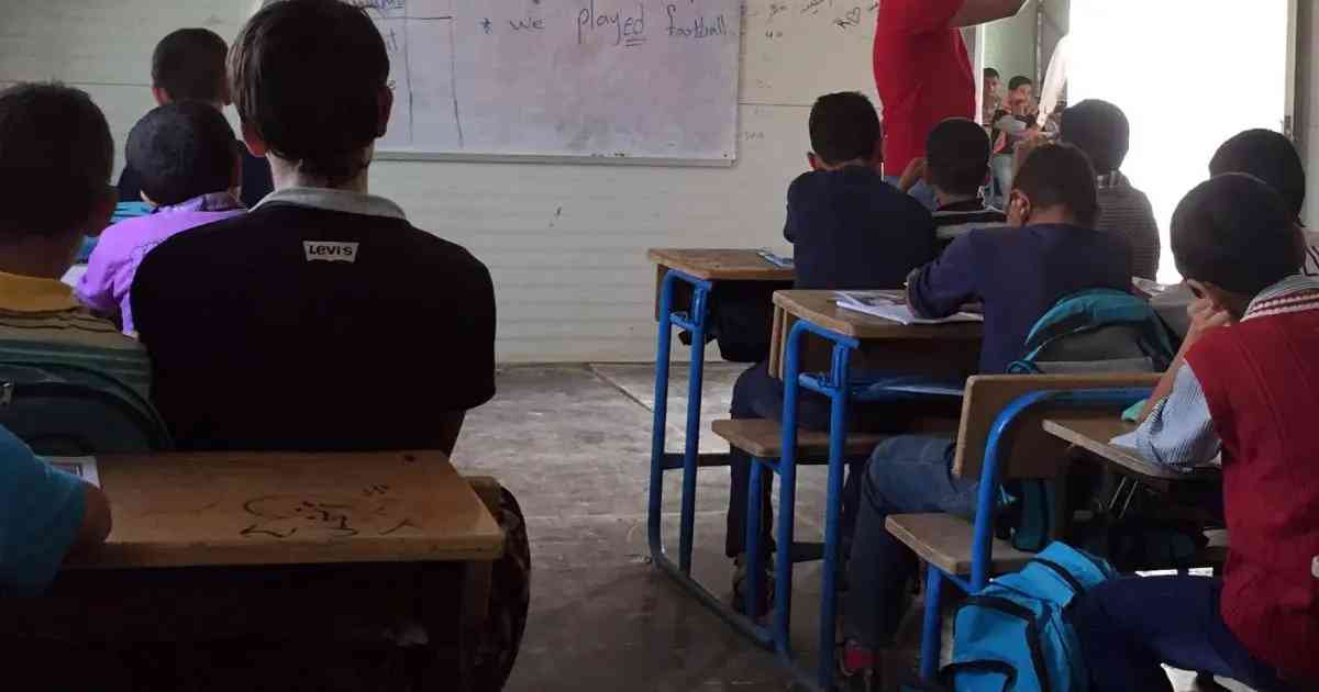 التربية: 165 ألف طالب سوري في المدارس الحكومية