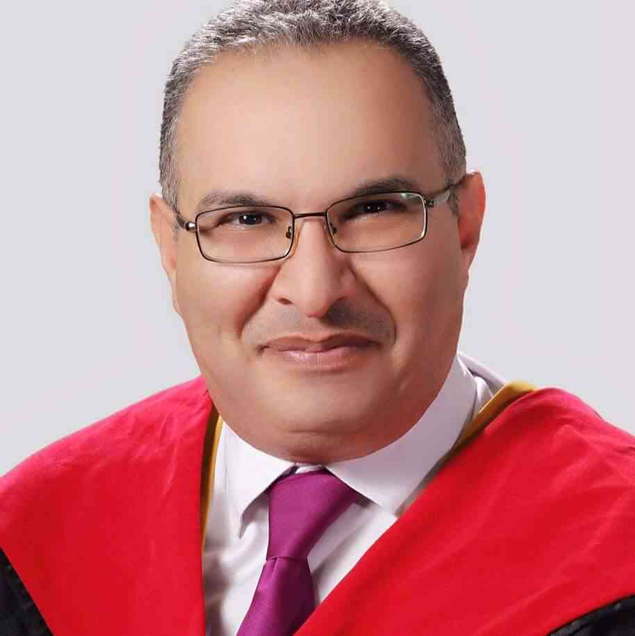 ترقية الدكتور السعودي لرتبة استاذ في الأدب الحديث بالجامعة الأردنية
