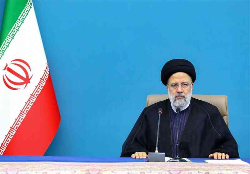 دببة وفهود خطيرة تهدد حياة الرئيس الإيراني حال نجاته