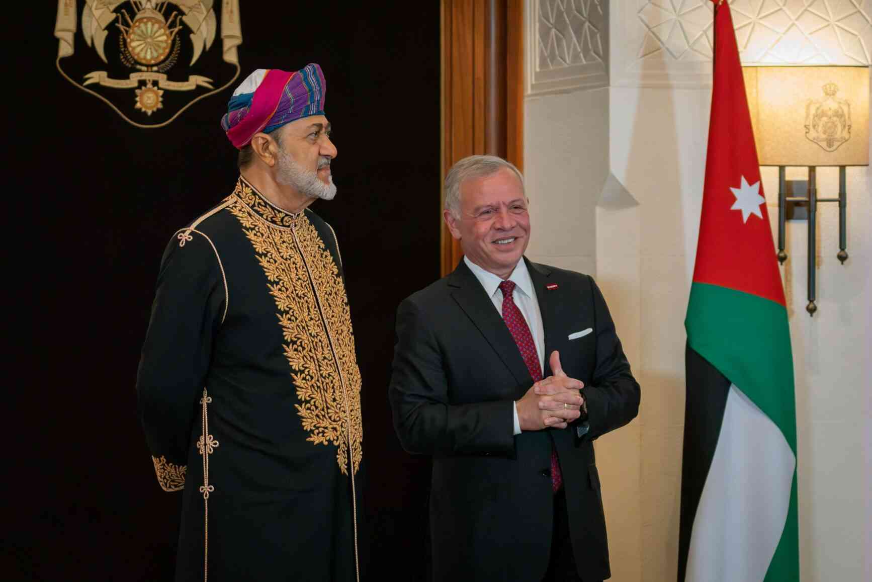 الملك يصطحب سلطان عُمان لزيارة متحف الأردن