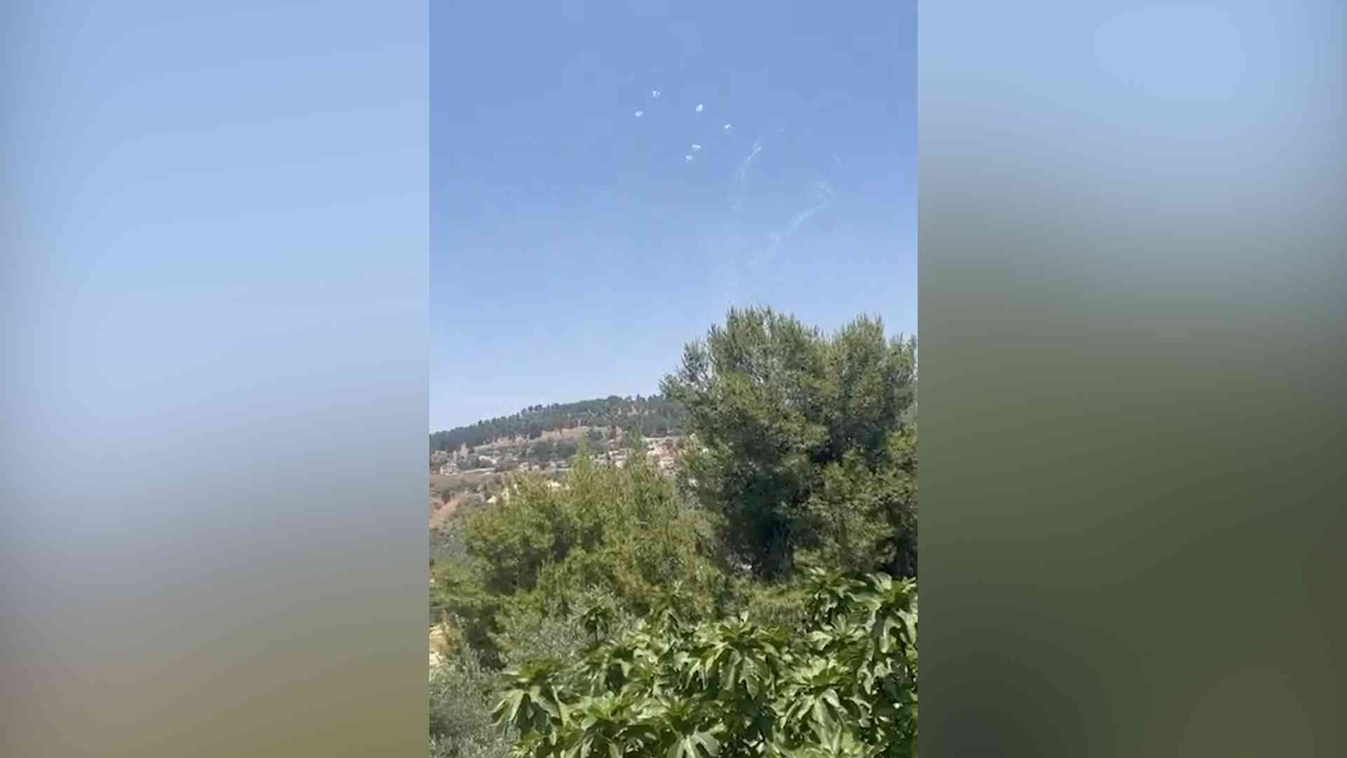 إصابة إسرائيليين بقذيفة أطلقت من جنوب لبنان (فيديو)