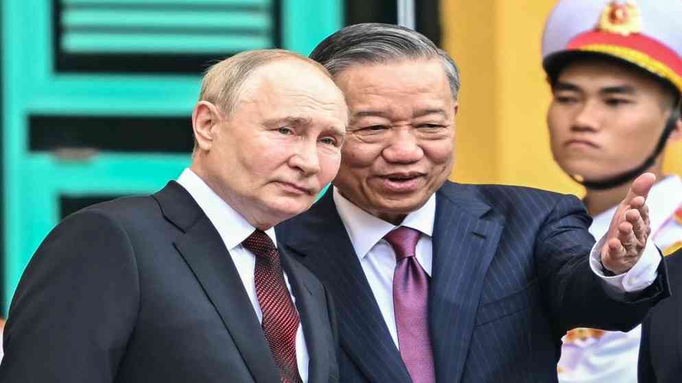 بوتين في فيتنام بعد اتفاقية الدفاع مع بيونغ يانغ