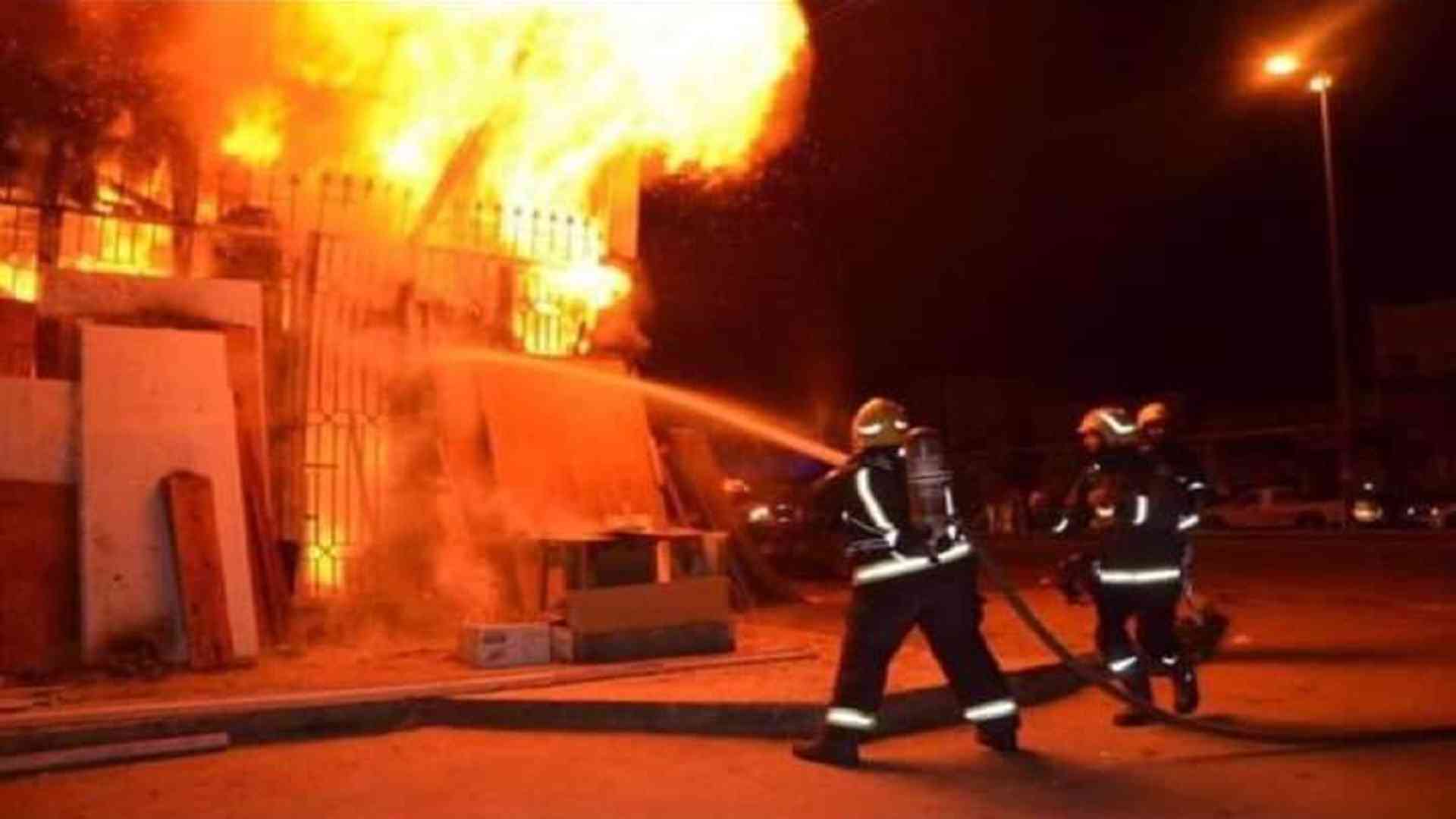 اصابتان بحريق منزل في إربد