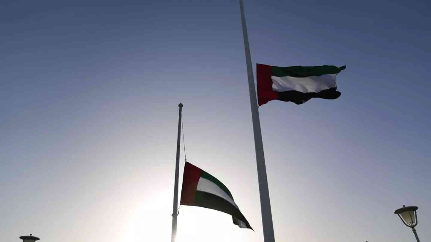 الإفراج عن لبنانيين موقوفين في الإمارات بعد وفاة سجين