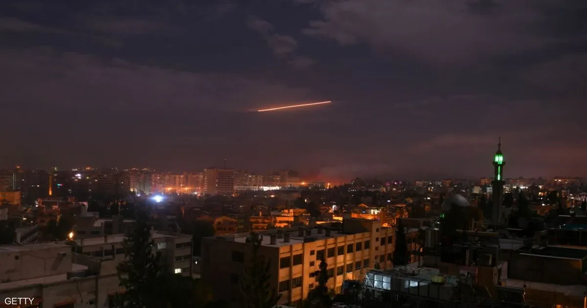 إصابة عسكريين سوريين في قصف إسرائيلي قرب دمشق