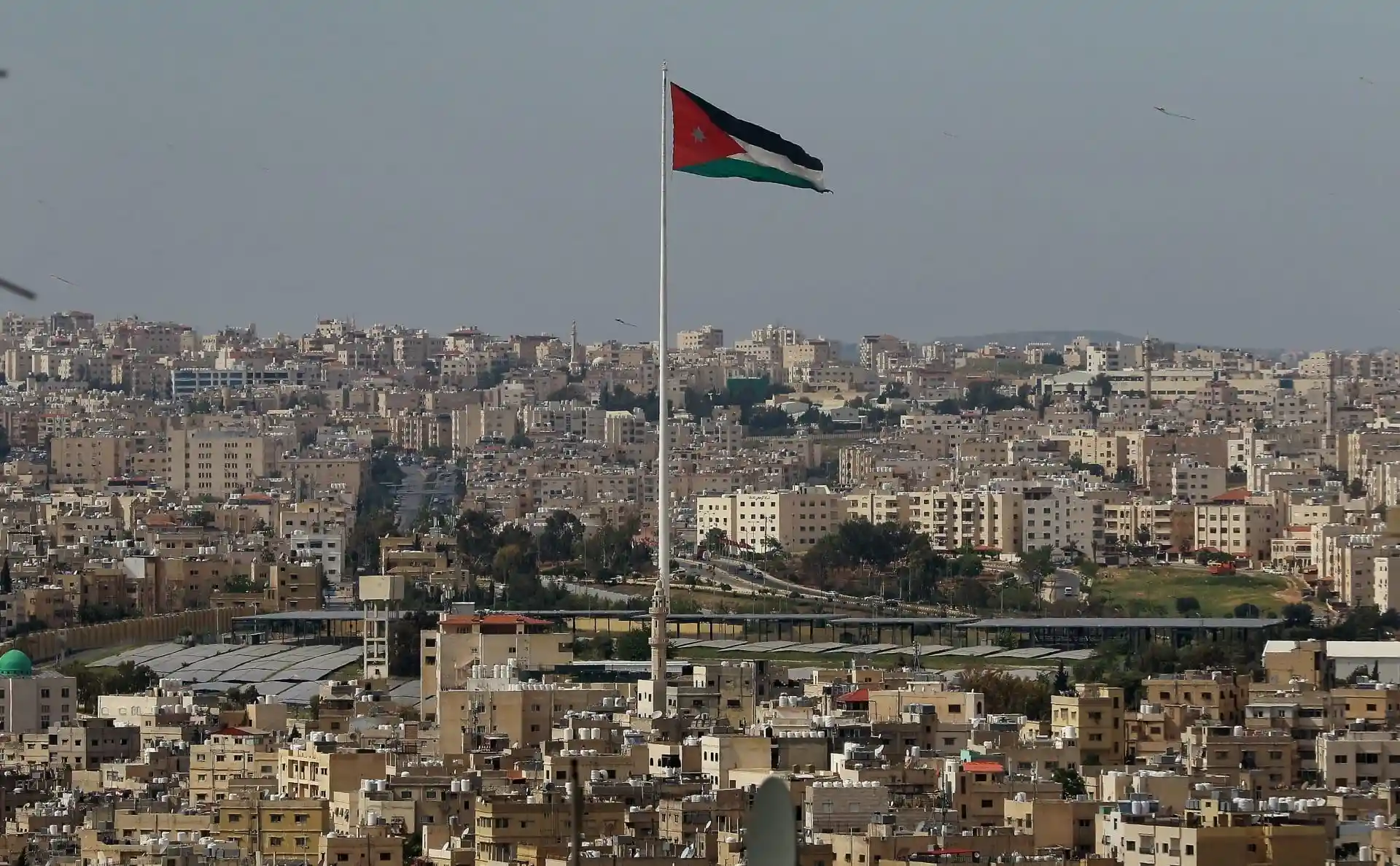 تقرير يكشف نسبة الأردنيين المُسلحين