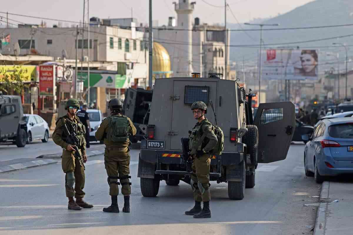 إصابة جندي إسرائيلي بعملية دهس في حوارة